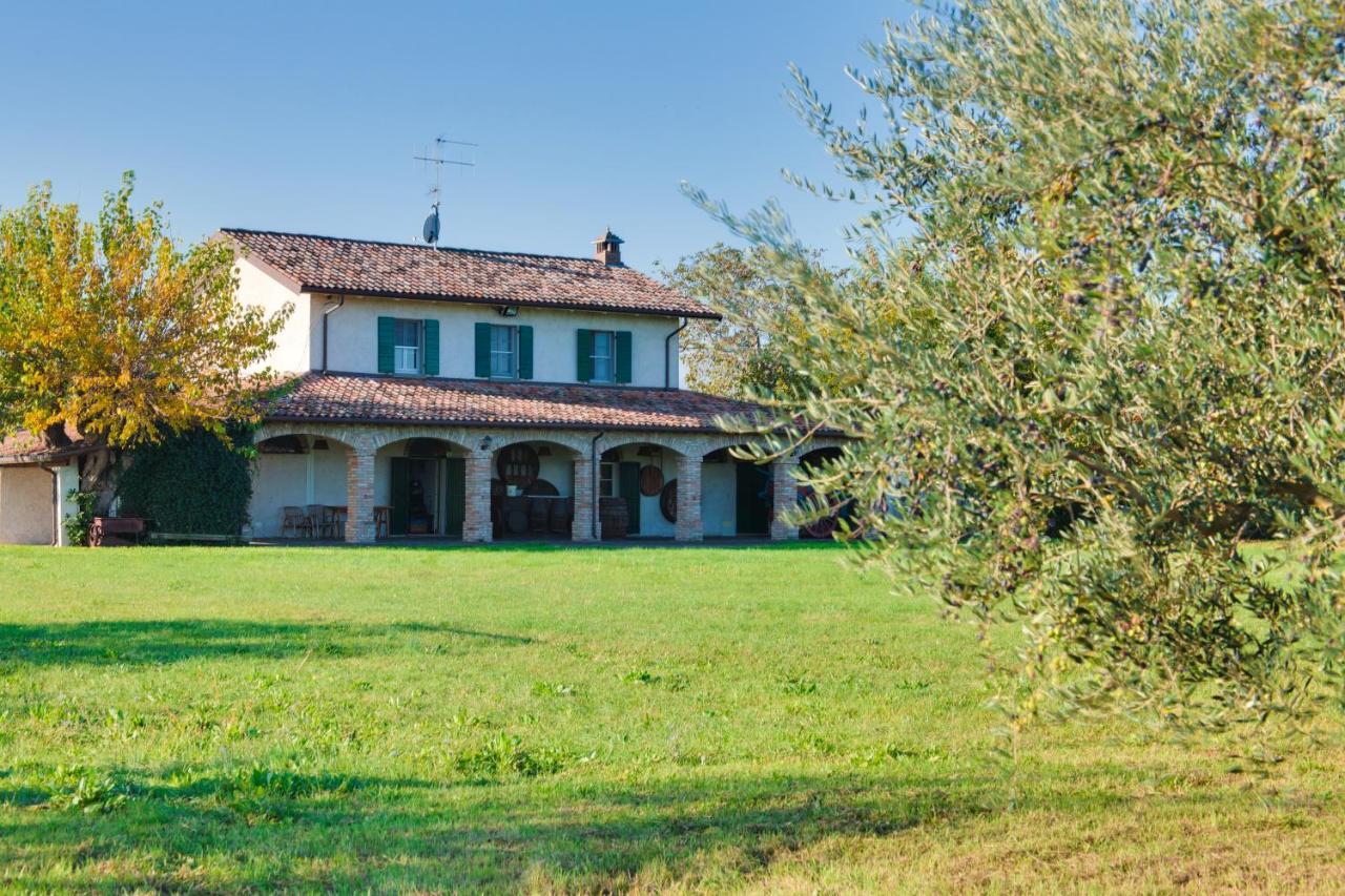 Гостевой дом La Fattoria Сантарканджело-ди-Романья Экстерьер фото