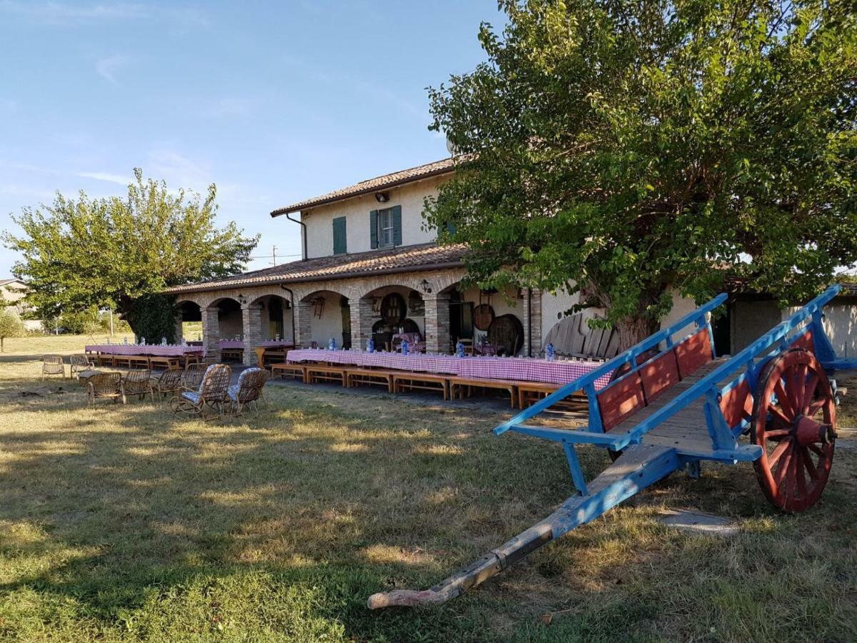 Гостевой дом La Fattoria Сантарканджело-ди-Романья Экстерьер фото